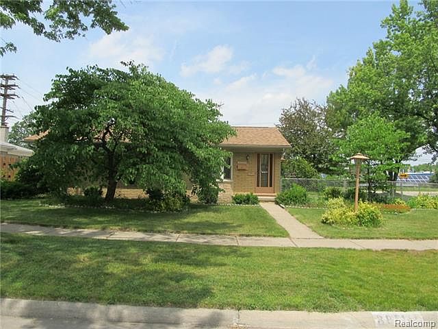 1st image of 38184 Saint Joe Dr