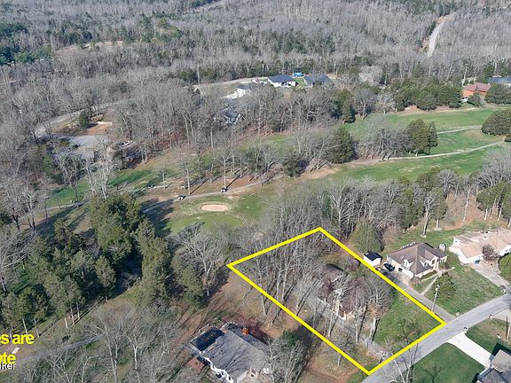 2nd image of 697 Saint Andrews Rd