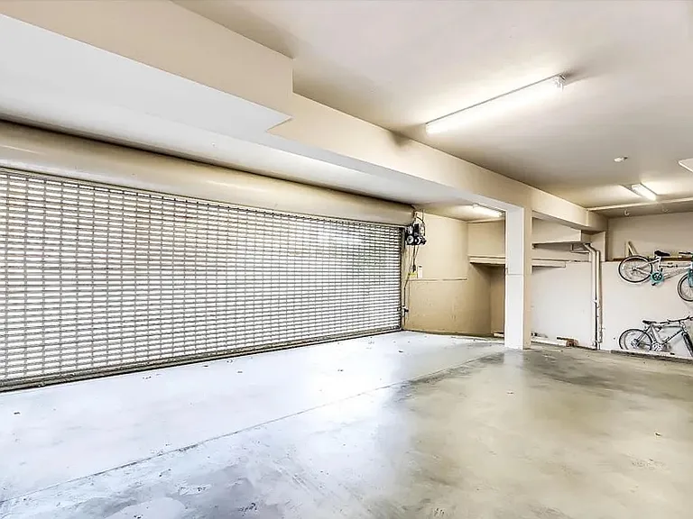 4021 Beach Dr SW #202 — Photo 15