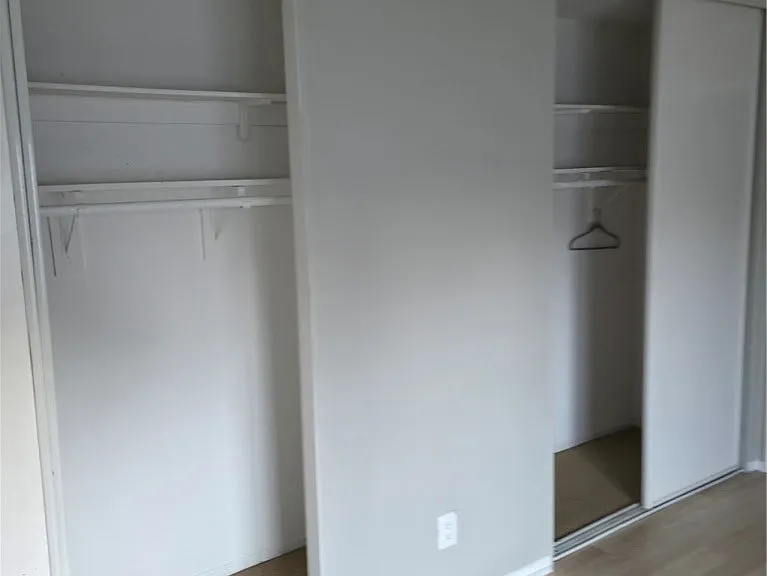 4558 Willis Ave — Photo 13