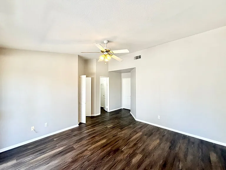 27071 School Park Dr — Photo 23