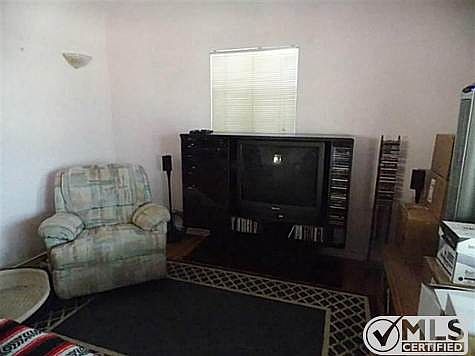 4th image of 3805 La Luz Ave
