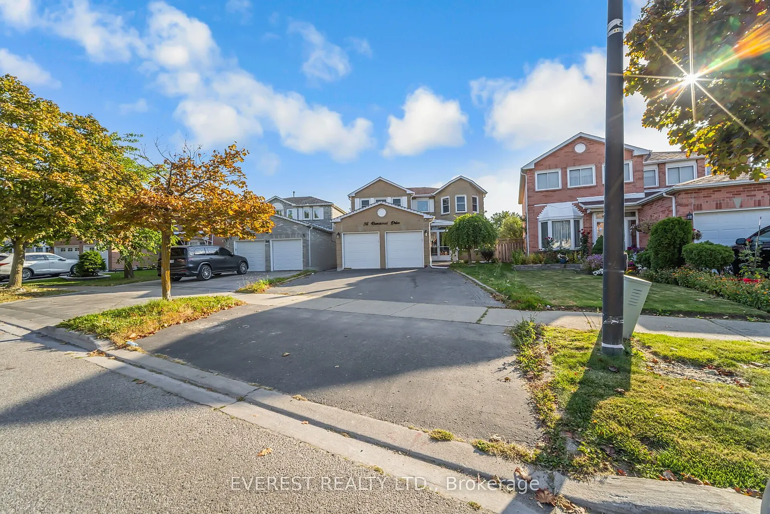 96 Ravenswood Dr photo 1