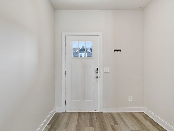3rd image of 2203 Kulshan Ct