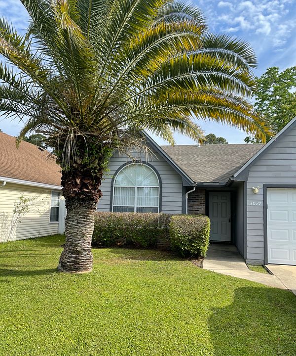 1st image of 3027 Yorktown Cir