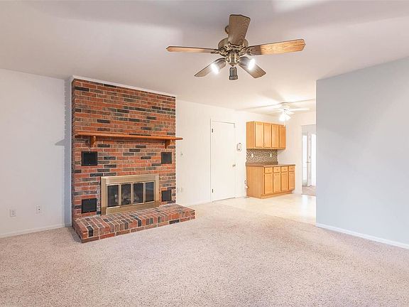 2nd image of 2191 Lone Wolf Dr
