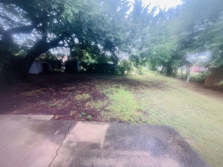 601 Bigbee Dr — Photo 10