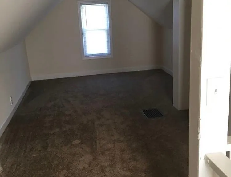 8096 Continental Ave — Photo 2