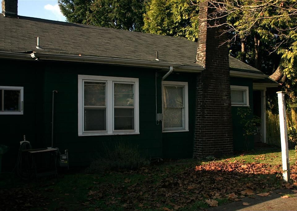 2nd image of 203 NW 41st St
