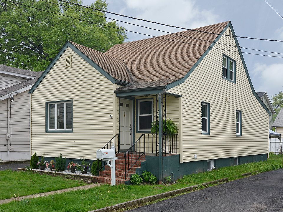 1st image of 72 Lakewood Ter