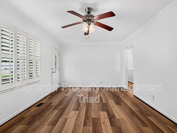 5th image of 9415 Glen Cross Dr