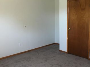 4887 Warren Rd #3, Cortland, OH 44410