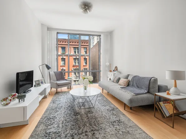 565 Broome Street N6E image 2 of 7