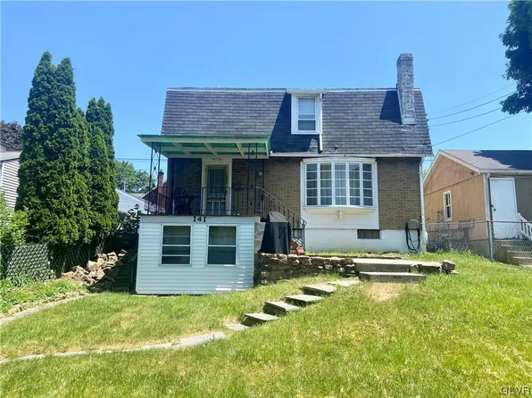 141 New St, Hellertown, PA 18055