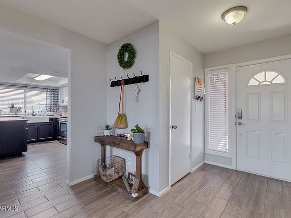 3rd image of 3226 W Juniper Ave