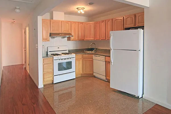 Rented by Horowitz Real Estate | media 12