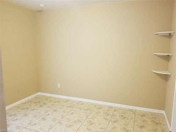 5th image of 3212 21st St SW