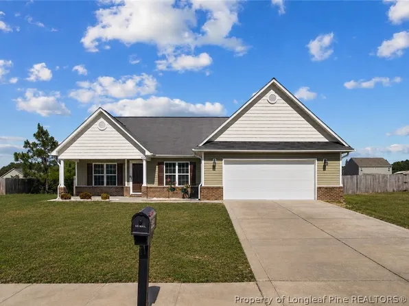 454 Blackhawk Ln, Raeford, NC 28376