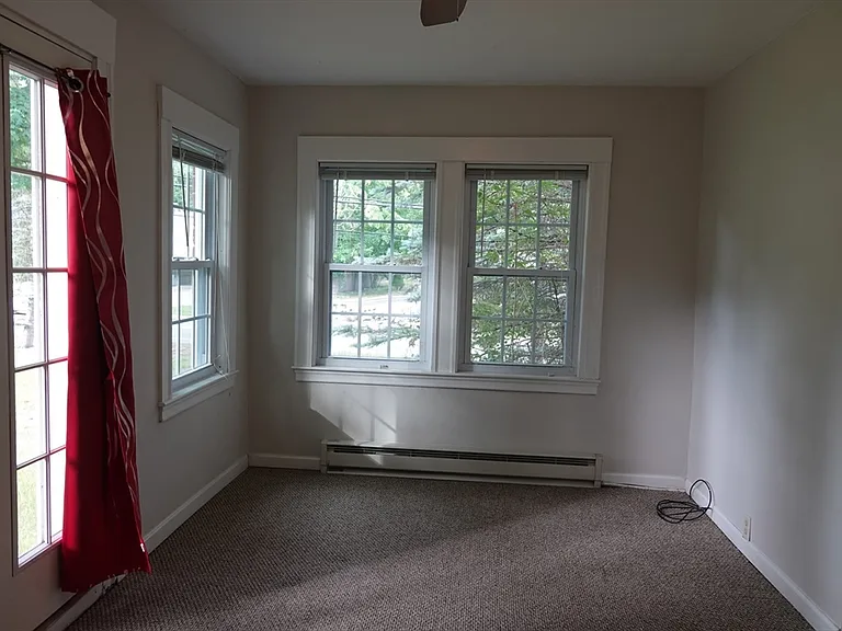80 Center St — Photo 14