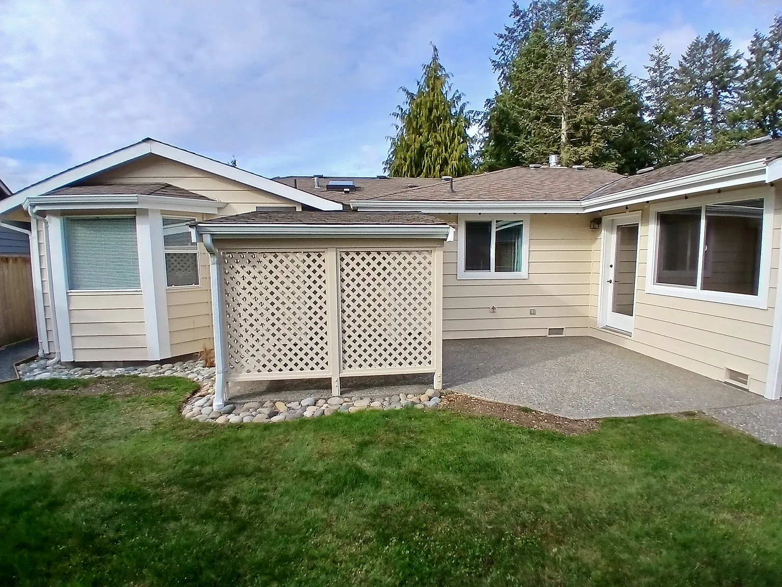 3 bed, 1600 sqft, $2,950 — Photo 4