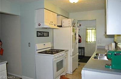 5th image of 33833 Willowick Dr