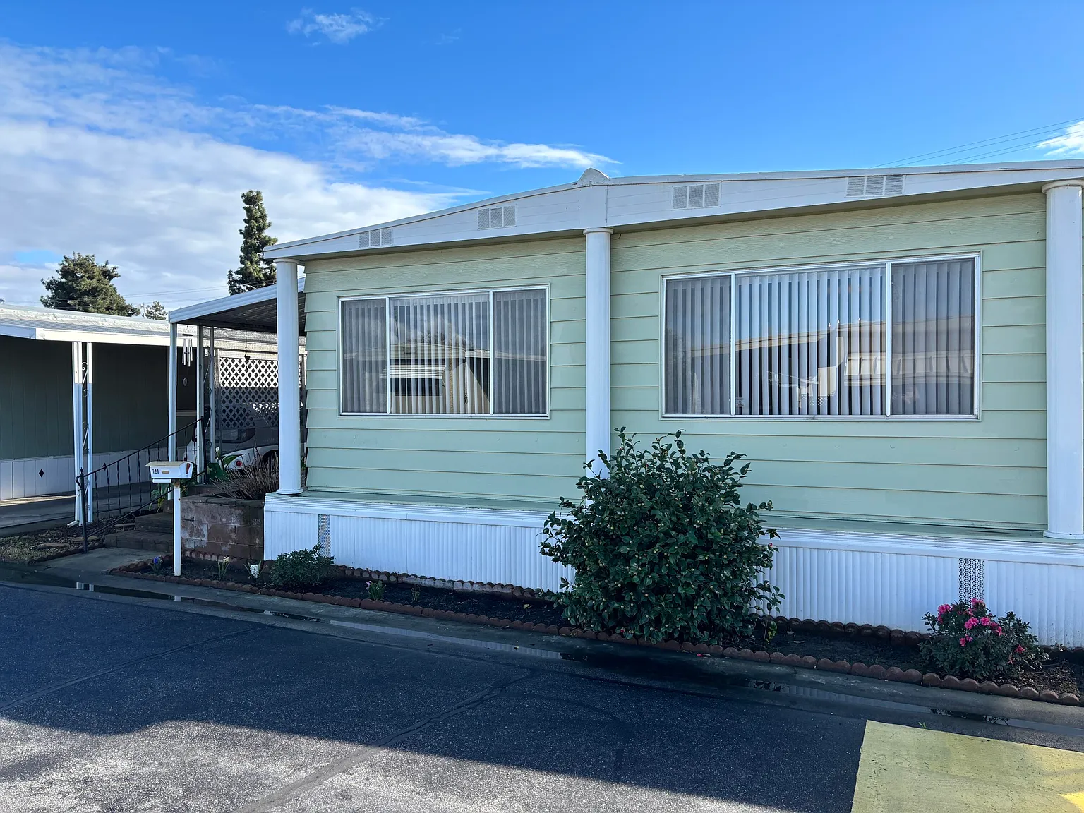 225 N Akers Street #121 photo 1