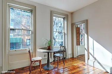 Rented by Erica Sullivan, LREB