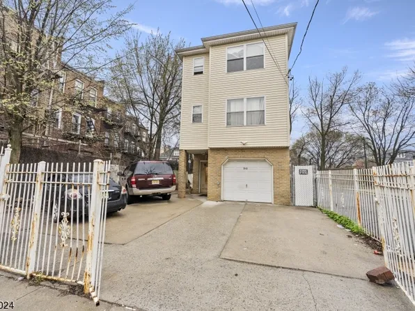 8-10 Fabyan Pl, Newark City, NJ 07108