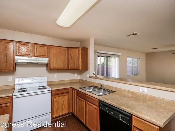 03-Kitchen