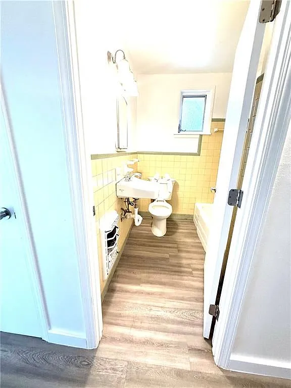 2 bed, 852 sqft, $1,400 — Photo 4