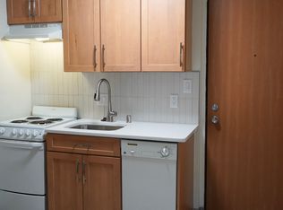 22 N Hancock St APT 308, Madison, WI 53703