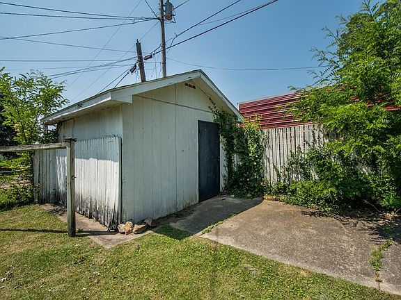 4th image of 1021 21st St
