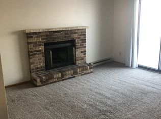 2540 18th St S APT 203, Fargo, ND 58103