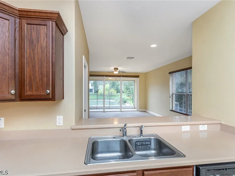 368 Harbor Ridge Dr — Photo 15