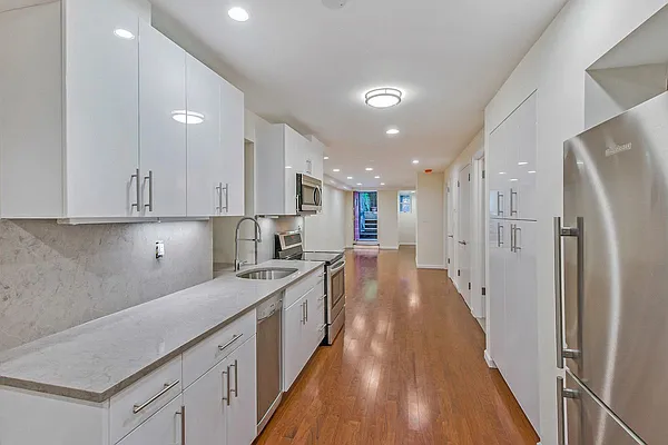 Rented by Corcoran | media 11