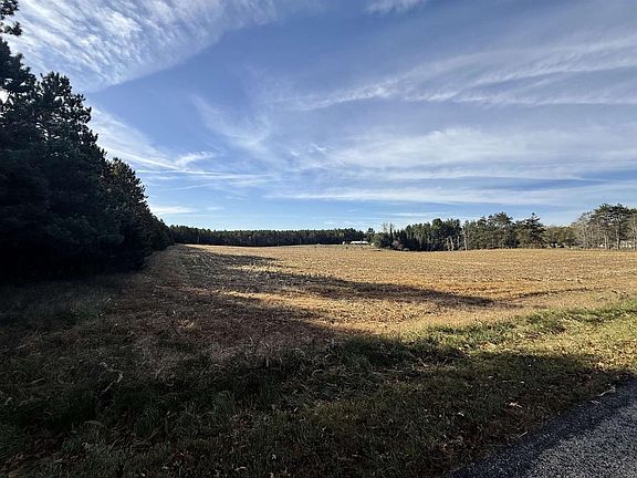 3rd image of 00 BADGER DRIVE