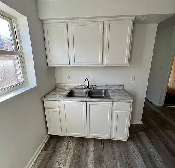 250 Basswood Ave #1 — Photo 1