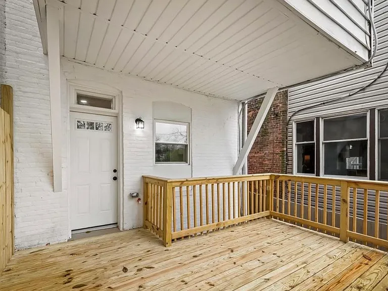 2824 Maryland Ave #1 — Photo 6