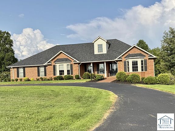 2nd image of 220 Owsley Dr