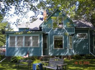 12890 Pleasant Ave, Lindstrom, MN 55045