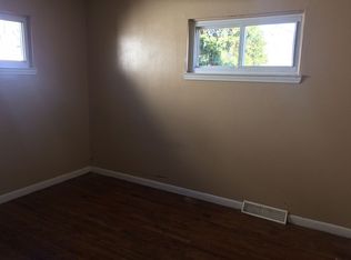 932 E Dallas Ave, Madison Heights, MI 48071