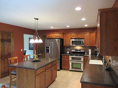 5009 Woodway Ct, Hamburg, NY 14075 | Zillow