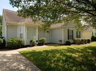 403 Old Treybrooke Dr, Greensboro, NC 27406
