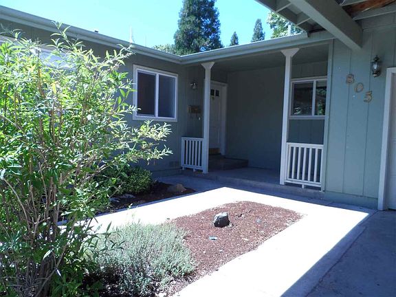2nd image of 805 Laurel Ct