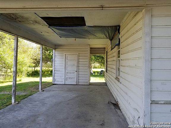 3rd image of 1295 S Mesquite Ave