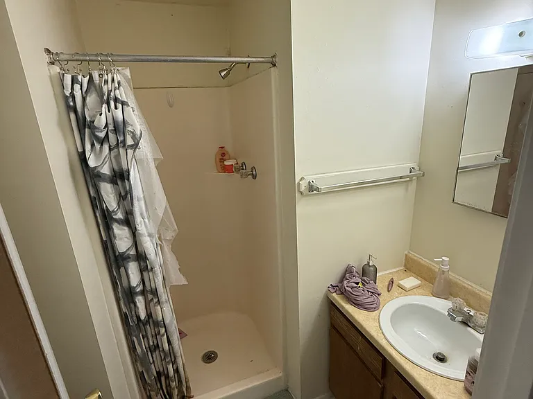 524 Calhoun St #30 — Photo 4