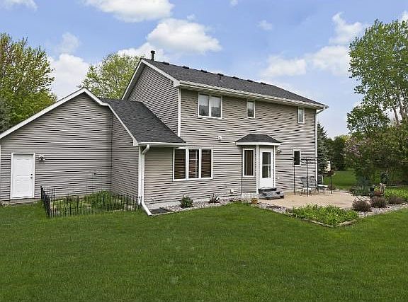 Time spent in natural settings can greatly improve mental health. Natural settings dont require the 