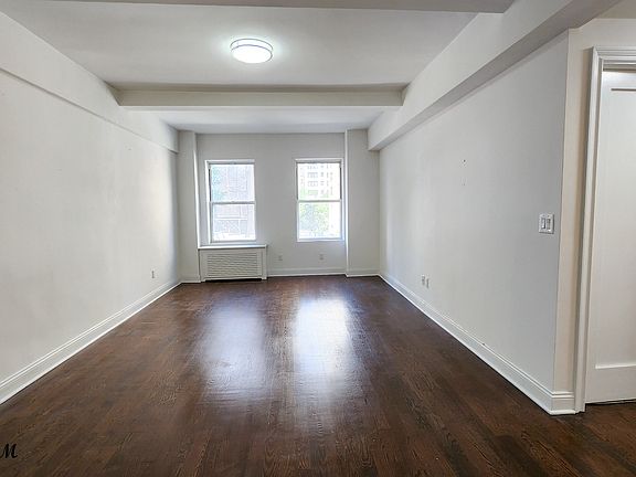 2nd image of 156 E 37th St APT 3A