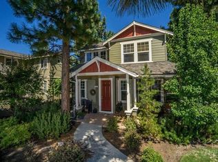 19414 Blue Lake Loop, Bend, OR 97702