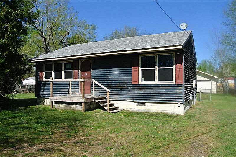 1st image of 6012 Old Ave